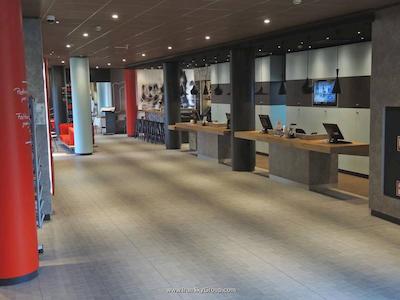 بی اند بی هتل فرانکفورت مس