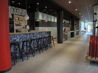 بی اند بی هتل فرانکفورت مس