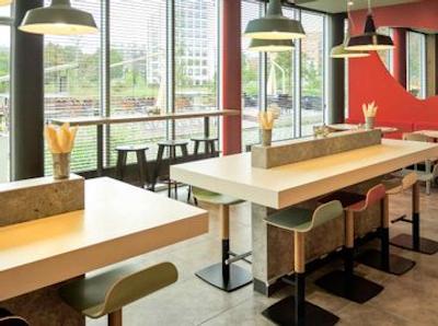 بی اند بی هتل فرانکفورت مس