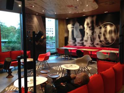 بی اند بی هتل فرانکفورت مس