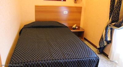 دی کنسولی واتیکان-دیپندس