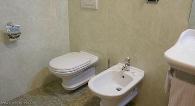 دی کنسولی واتیکان-دیپندس