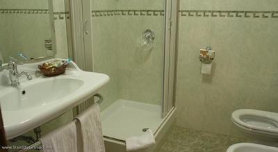 دی کنسولی واتیکان-دیپندس