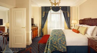 فرمونت گراند هتل کیف