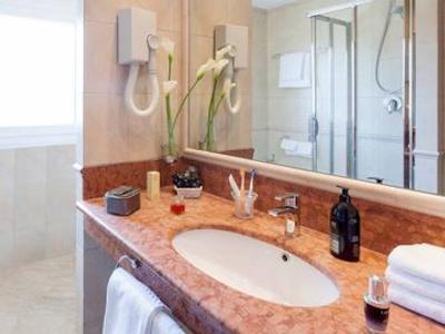 اداجیو رم واتیکان