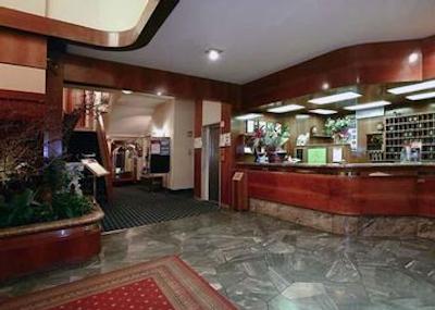 نوا دموس هتل اند سوئیتس