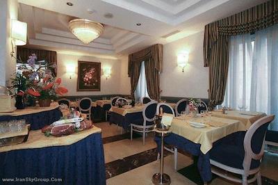 نوا دموس هتل اند سوئیتس