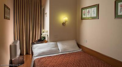 آمریکان پالاس یور