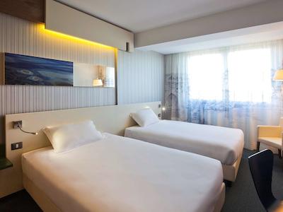 آیبیس استایلز رما یور