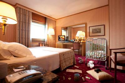 هتل بورلی هیلز رم