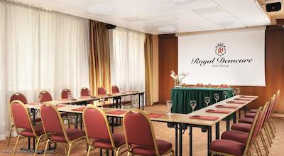 هتل بورلی هیلز رم