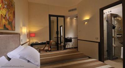 بست وسترن پیکادیلی