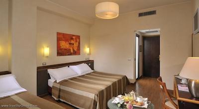 بست وسترن پیکادیلی