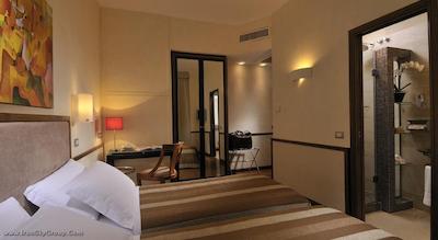 بست وسترن پیکادیلی