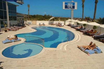 سی لایف فامیلی ریزورت هتل