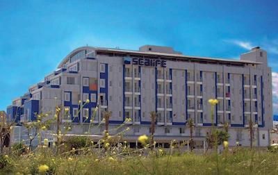 سی لایف فامیلی ریزورت هتل