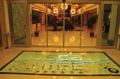 سی لایف فامیلی ریزورت هتل