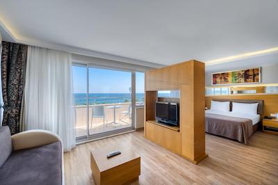 سی لایف فامیلی ریزورت هتل