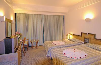 ازکایاماک فالز هتل