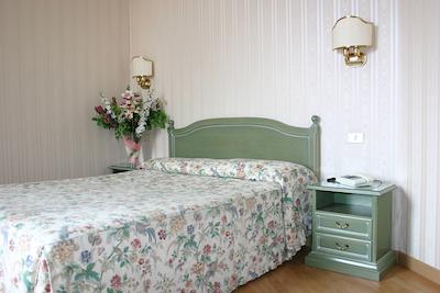 ویلا تورلونیا