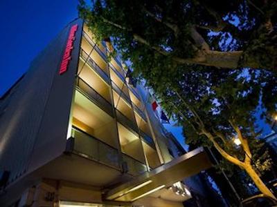 هیلتون گاردن این رم کلاریج