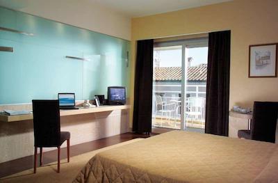 هیلتون گاردن این رم کلاریج