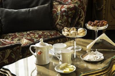 کلونا پالاس