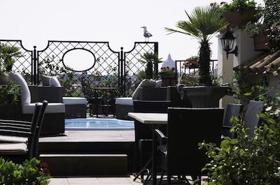 کلونا پالاس