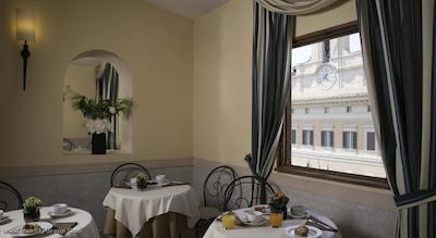 کلونا پالاس