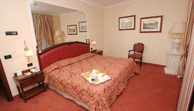 کلونا پالاس