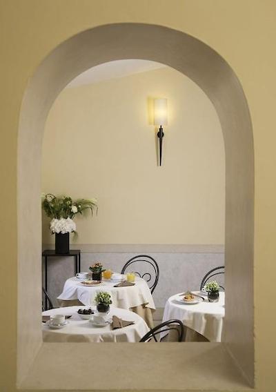 کلونا پالاس