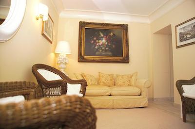 کلونا پالاس