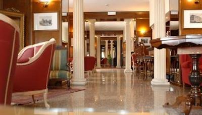 کلونا پالاس