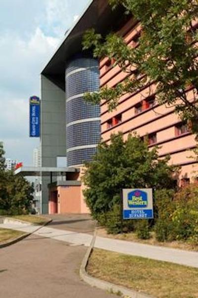 تریپ بای ویندهام هال