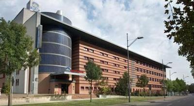 تریپ بای ویندهام هال