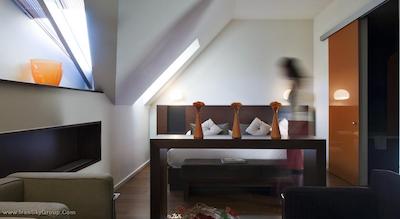 987 دیزاین پراگ