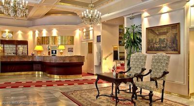 آمباسادور زلاتا هوسا