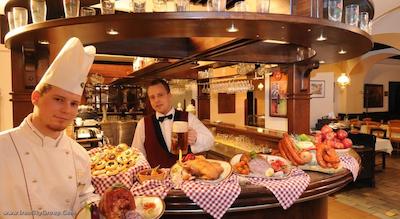 آمباسادور زلاتا هوسا