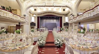 آمباسادور زلاتا هوسا