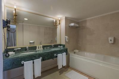 کرملین پالاس