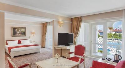 کرملین پالاس