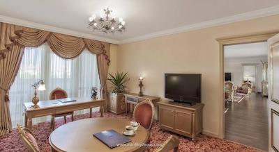 کرملین پالاس