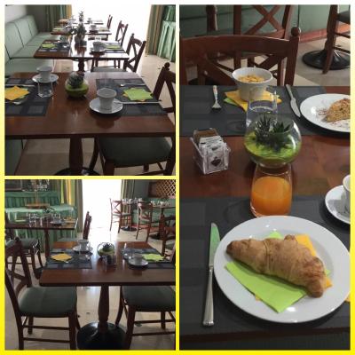 گرین پارک هتل پامفیلی