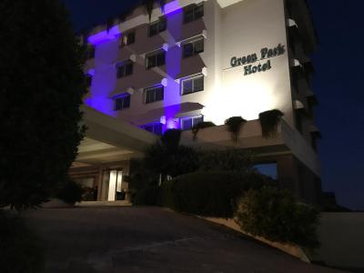 گرین پارک هتل پامفیلی