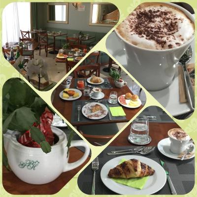 گرین پارک هتل پامفیلی