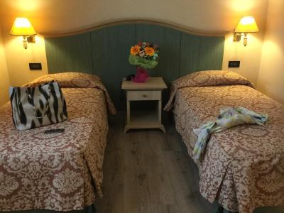 گرین پارک هتل پامفیلی