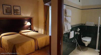 اسموت هتل رم وست