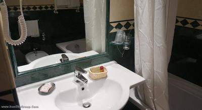 اسموت هتل رم وست