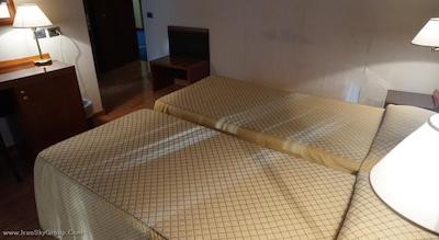 اسموت هتل رم وست