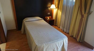 اسموت هتل رم وست